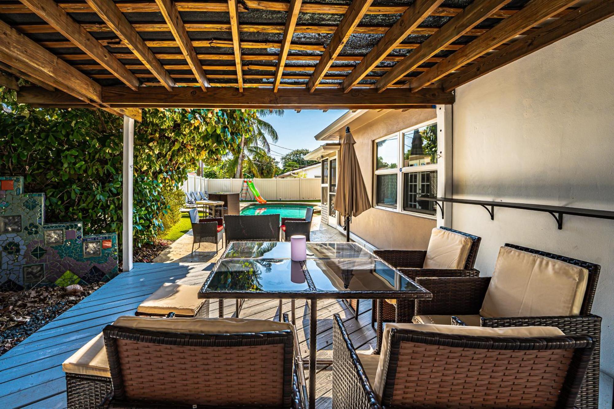 Vip Luxury Great Salt Water Pool- By The Beach Delray Beach Exterior photo