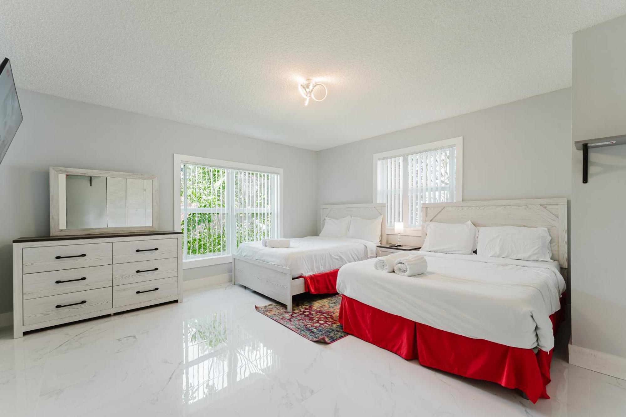 Vip Luxury Great Salt Water Pool- By The Beach Delray Beach Exterior photo