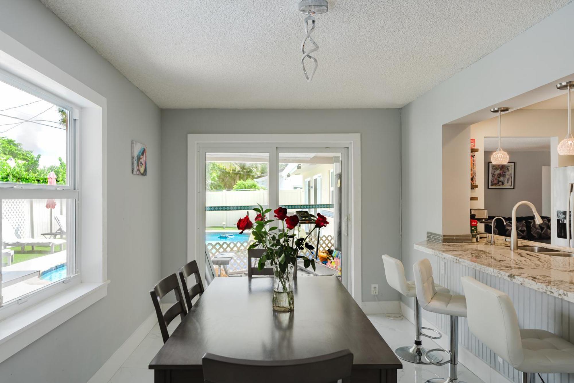 Vip Luxury Great Salt Water Pool- By The Beach Delray Beach Exterior photo